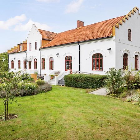 Vita Huset Pa Oesterlen Gärsnäs 外观 照片