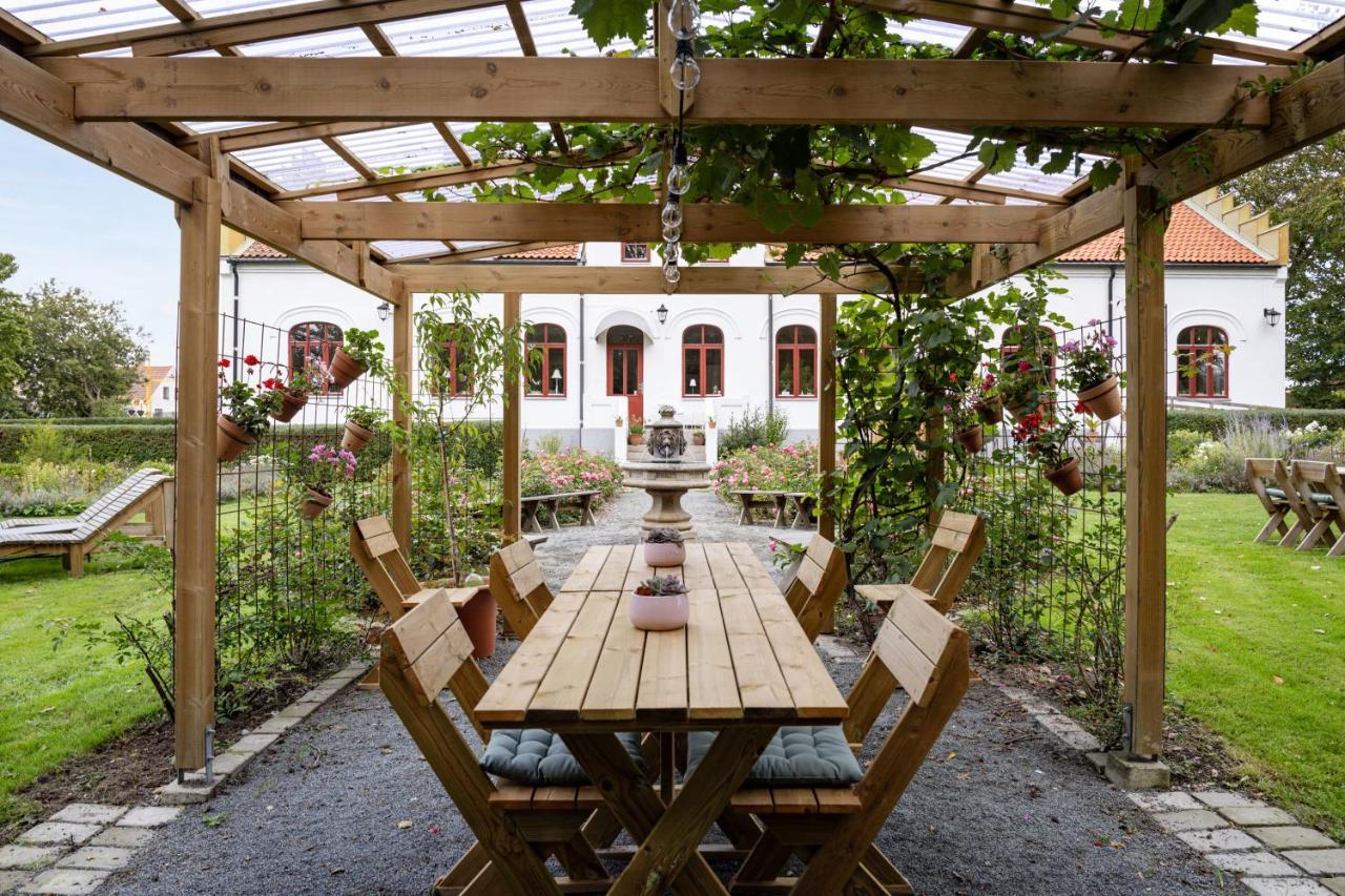 Vita Huset Pa Oesterlen Gärsnäs 外观 照片