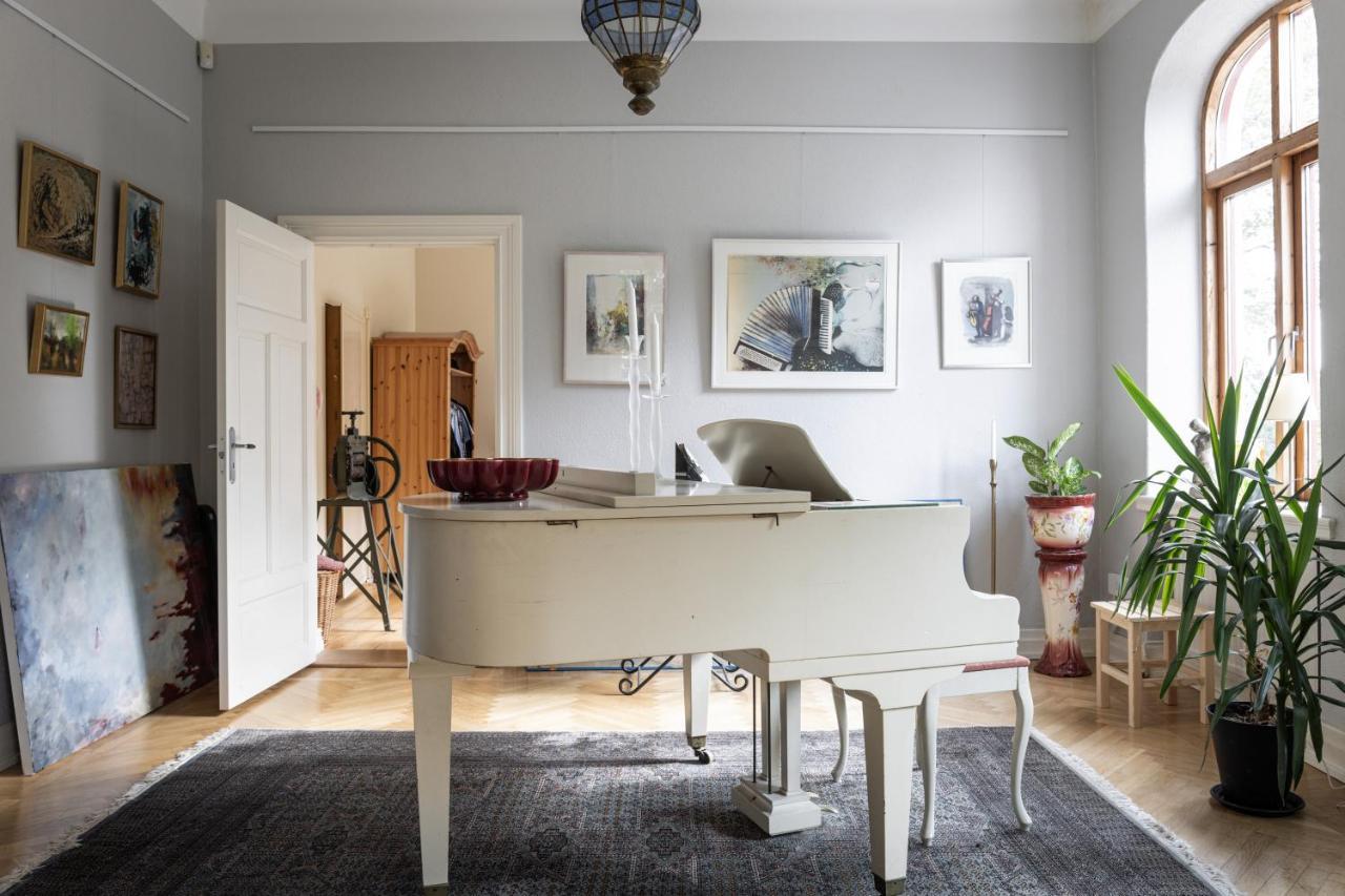 Vita Huset Pa Oesterlen Gärsnäs 外观 照片